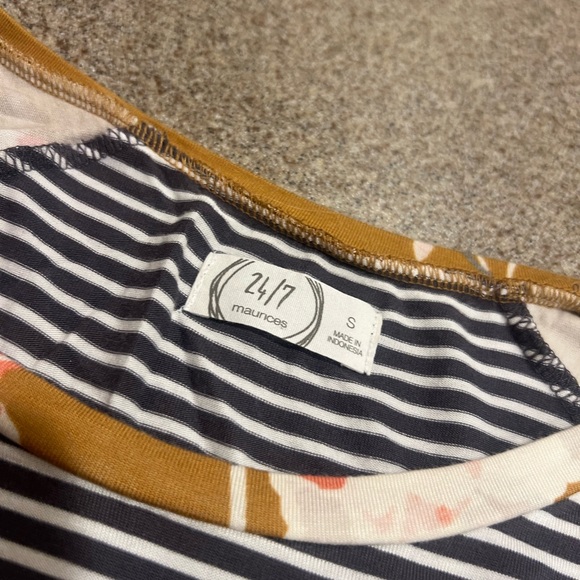 Maurices Gray Striped and Mustard Floral 3/4 Sleeve Top - Picture 3 of 4